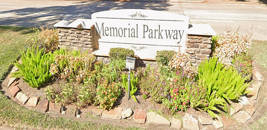 Memorial Parkway